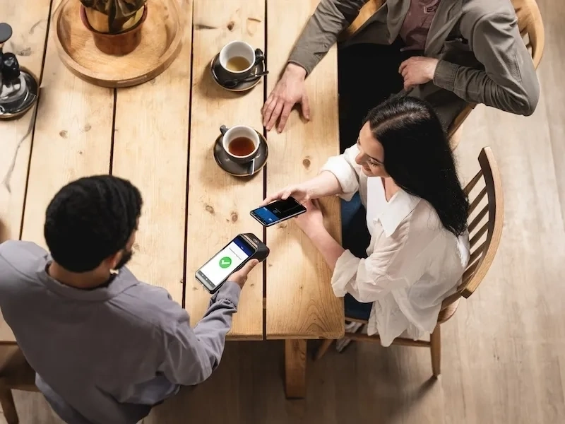 Wireless card machines